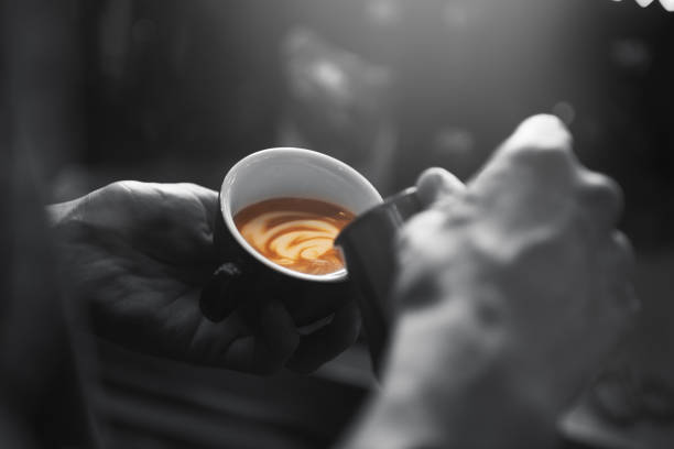 Làm sao để lớp crema espresso lâu tan và đẹp mắt hơn? - Wega